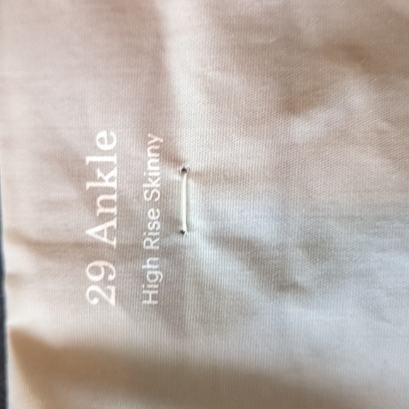 EVERLANE The Black High-Rise Cotton Skinny Jean NEW Size 29 Ankle - Picture 4 of 7